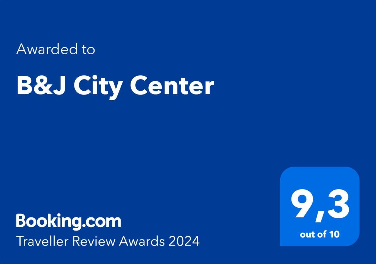 Апартаменты B&J City Center Каламата Экстерьер фото